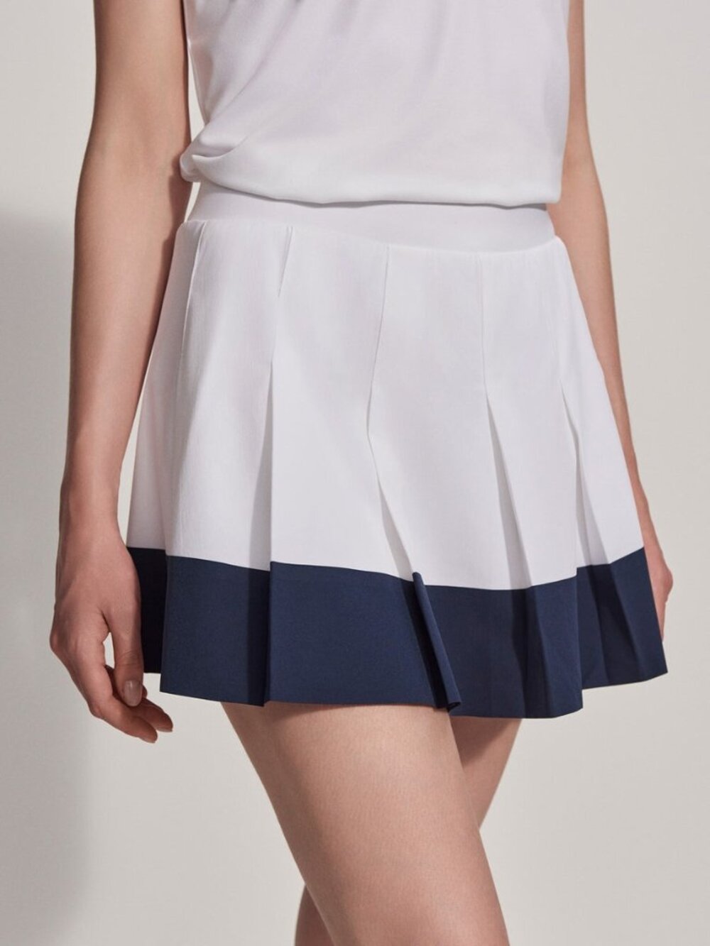 Varley Athletic Chase Mid Rise Tennis Skort Skirt XS MSRP: $98.00